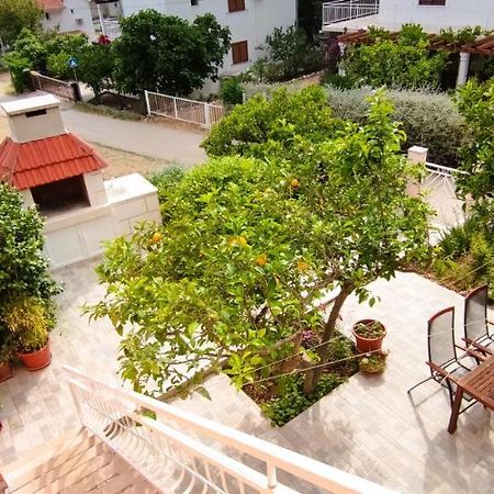 Apartments Senka Вигань Екстер'єр фото
