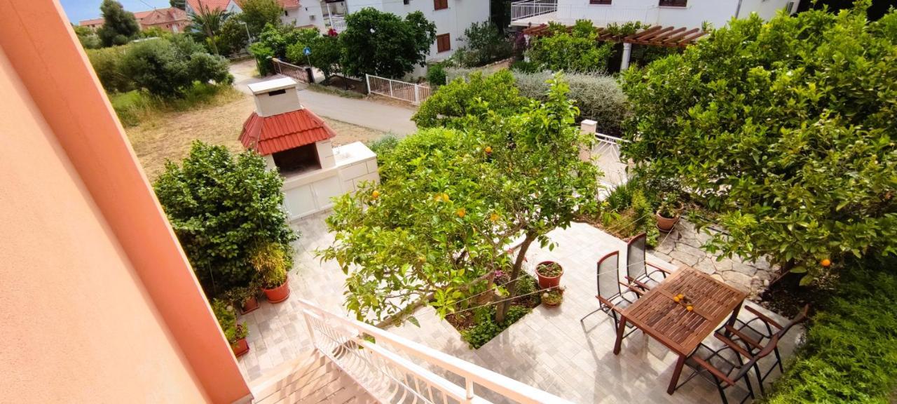 Apartments Senka Вигань Екстер'єр фото