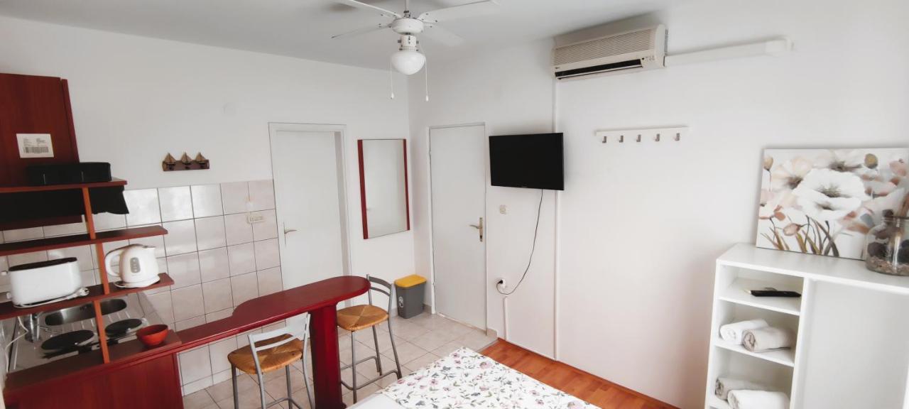 Apartments Senka Вигань Екстер'єр фото